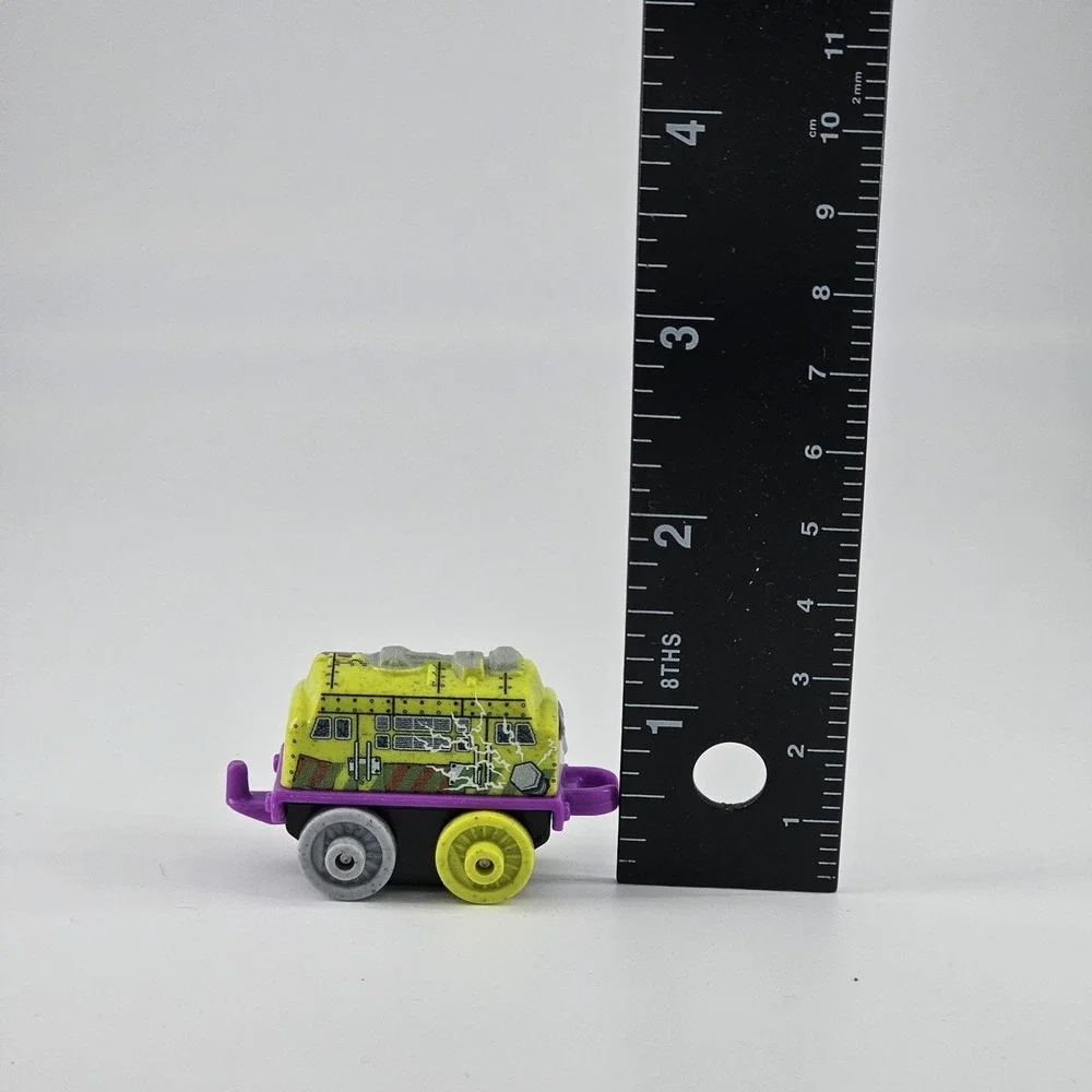 Thomas‎ & Friends Minis - FRANKENSTEIN DIESEL - 2014 Gullane - H43A